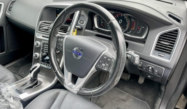 
								VOLVO XC60 2016 full									