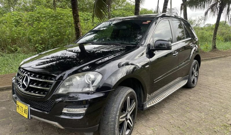 
								Mercedes-Benz ML350 2011 full									